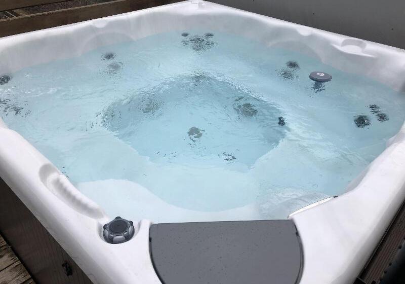 Отель Manoir Ramezay