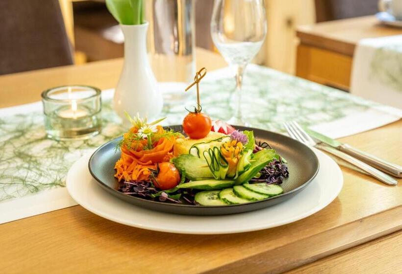 Отель Menschels Vitalresort