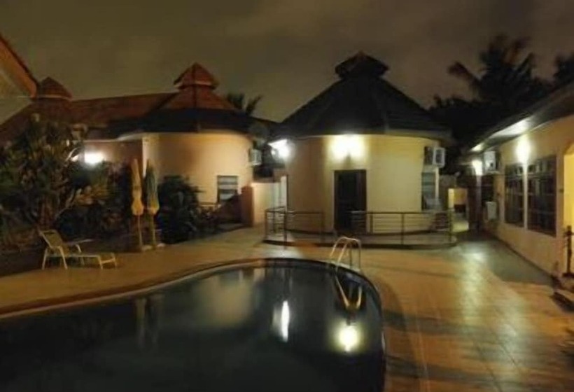 هتل Ponderosa Travel Lodge