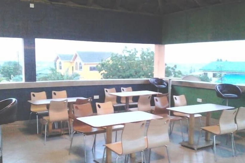 هتل Ponderosa Travel Lodge