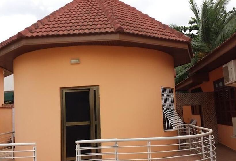 هتل Ponderosa Travel Lodge