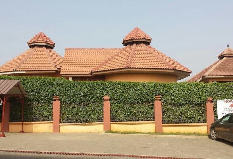 هتل Ponderosa Travel Lodge