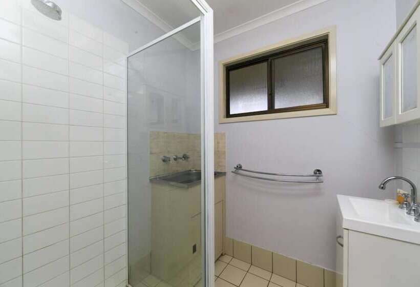 בית מלון כפרי Reflections Burrinjuck Waters   Holiday Park