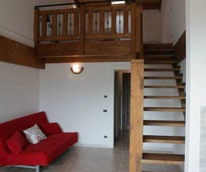 בית מלון כפרי Agriturismo Adorno