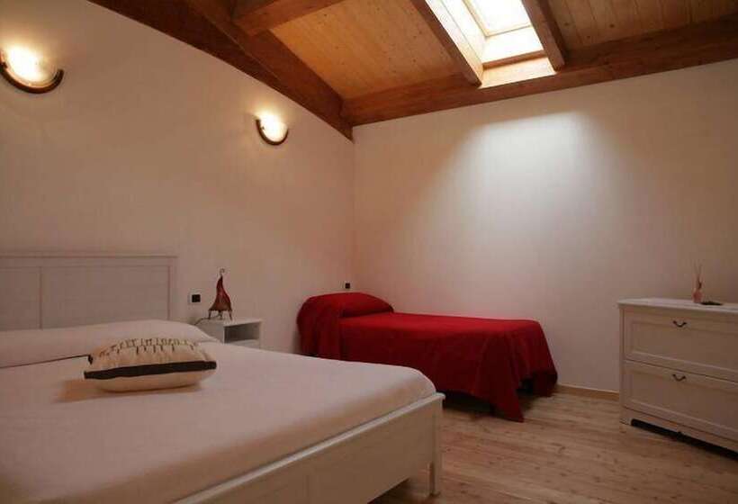 בית מלון כפרי Agriturismo Adorno