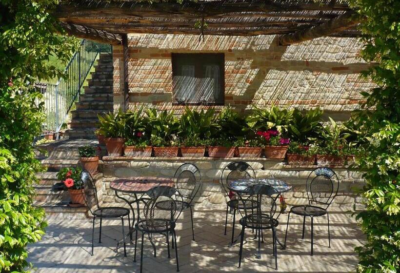 田舎風ホテル Agriturismo Bio La Casa Degli Gnomi