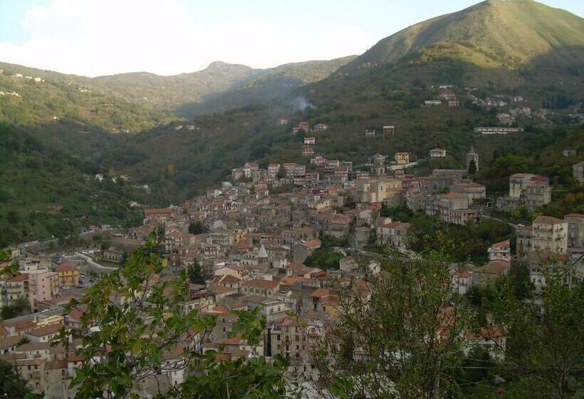 בית מלון כפרי Agriturismo Fontanapietra