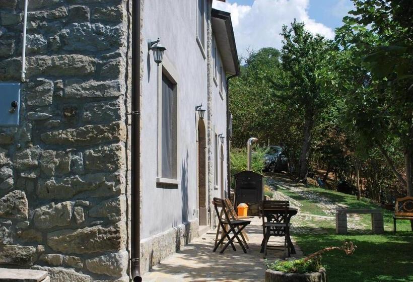 בית מלון כפרי Agriturismo Fontanapietra