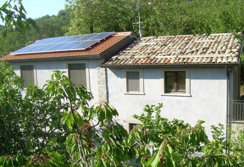 בית מלון כפרי Agriturismo Fontanapietra