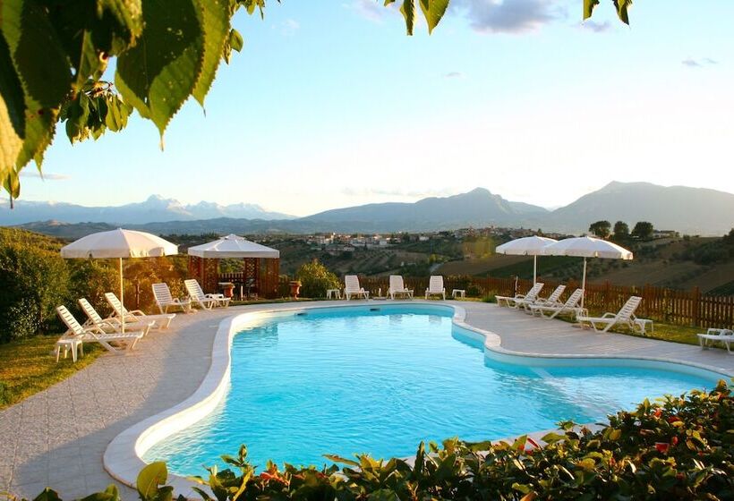 فندق ريفى Agriturismo Villa Fiore