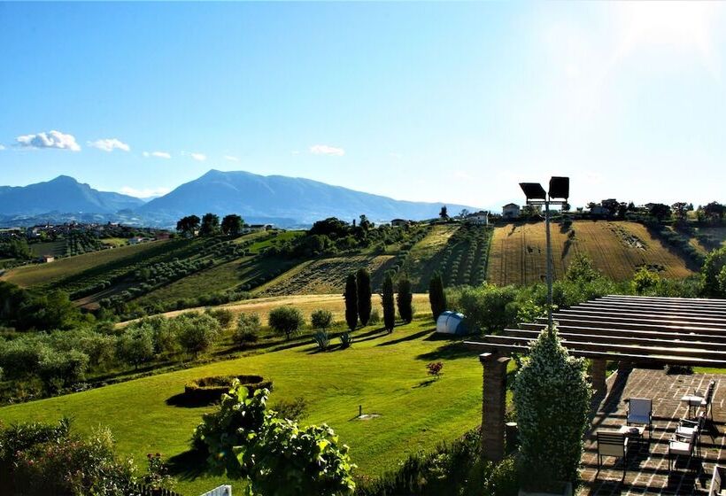 فندق ريفى Agriturismo Villa Fiore