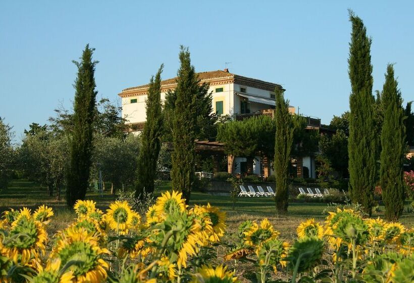 فندق ريفى Agriturismo Villa Fiore