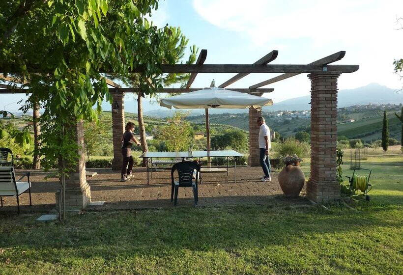 فندق ريفى Agriturismo Villa Fiore