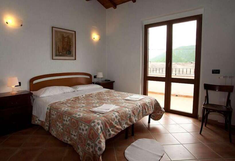 فندق ريفى Azienda Agrituristica La Canestra