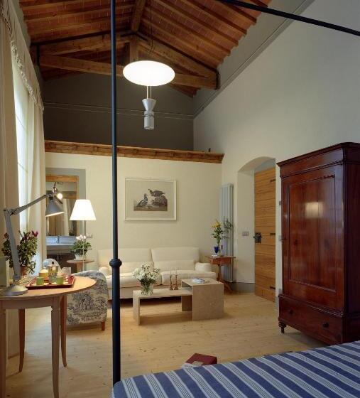 Сельский отель Fattoria Casamora   Suites