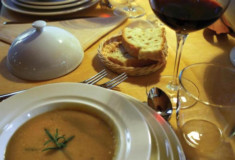 Сельский отель Fattoria Casamora   Suites