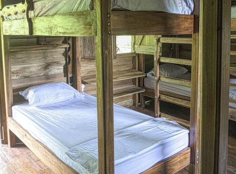 فندق ريفى Oski Lodge