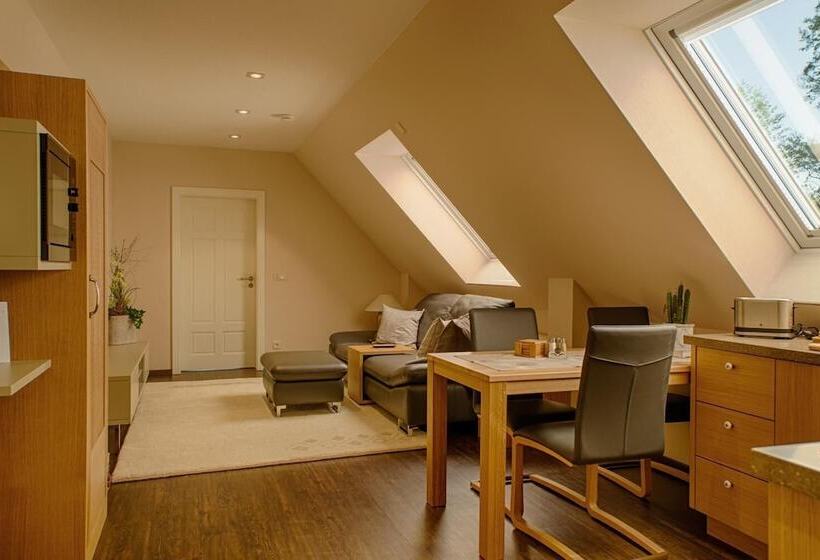 בית מלון כפרי Schrebenza Apartments & Natur