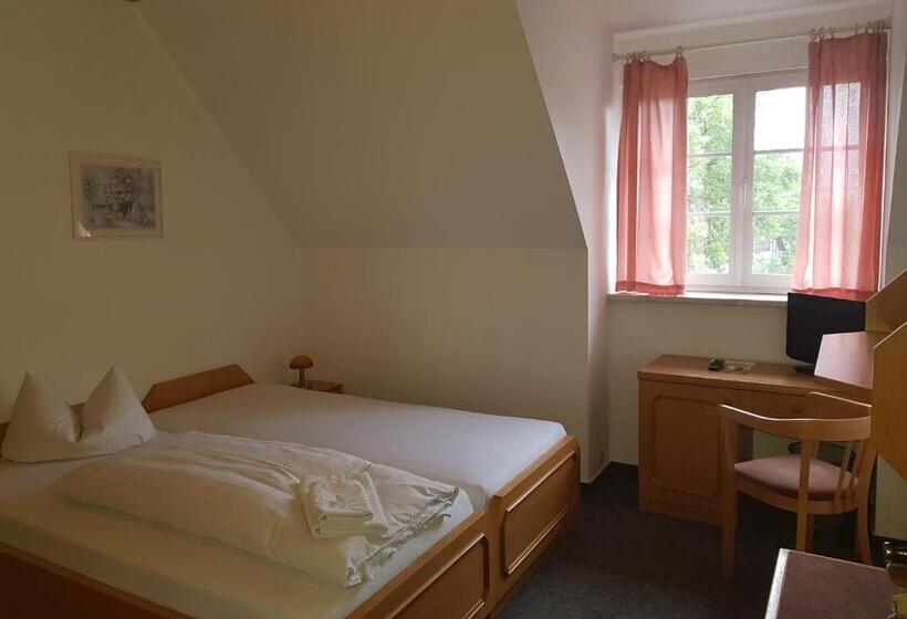 Landgasthof Und Hotel Schleusenhaus