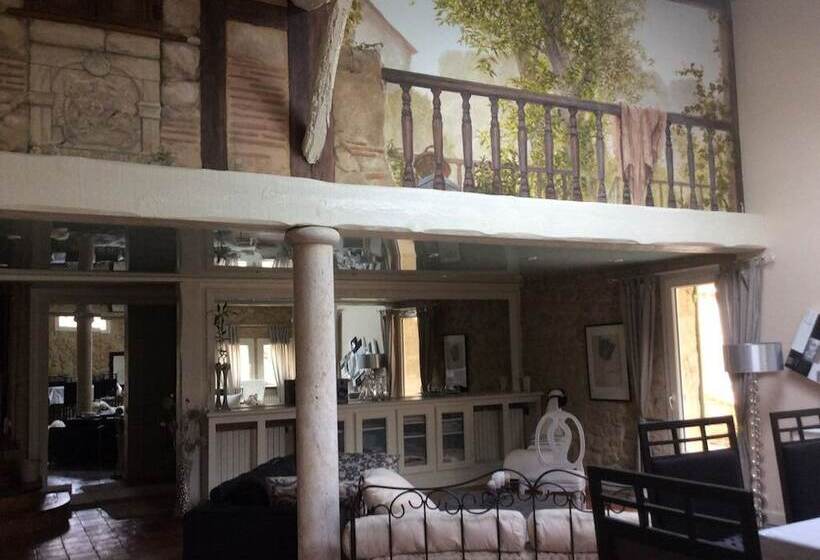 Le Bois De Montpouillan