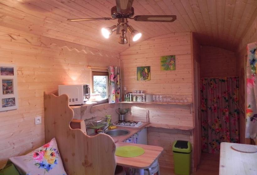 Le Mas Des Genets D'or