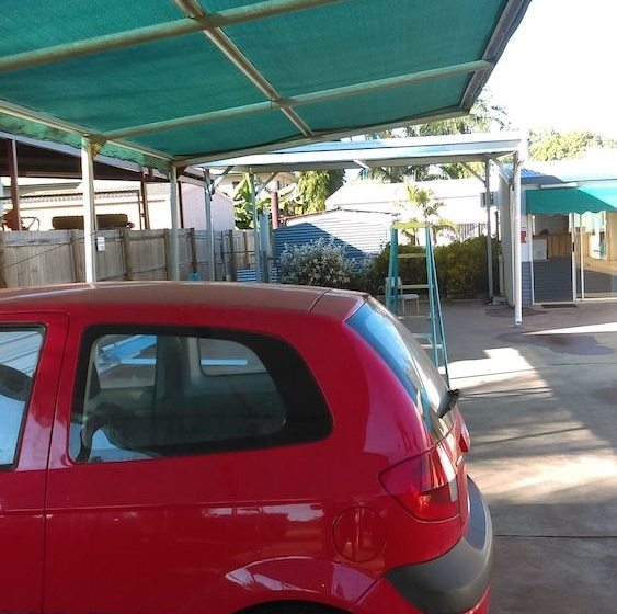 모텔 Ash Palms Motor Inn