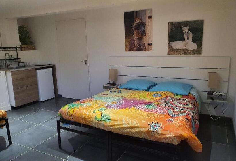 膳宿费 Alpagas Du Domaine Mael