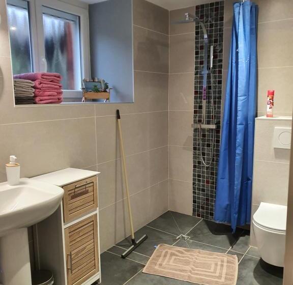 膳宿费 Alpagas Du Domaine Mael