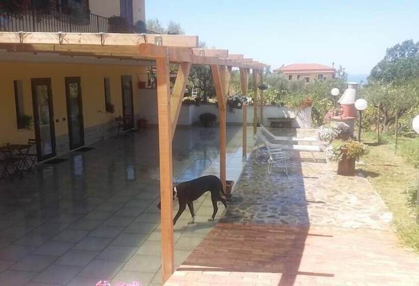 פנסיון Casa Nostra