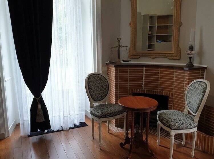 膳宿费 Château De Champblanc