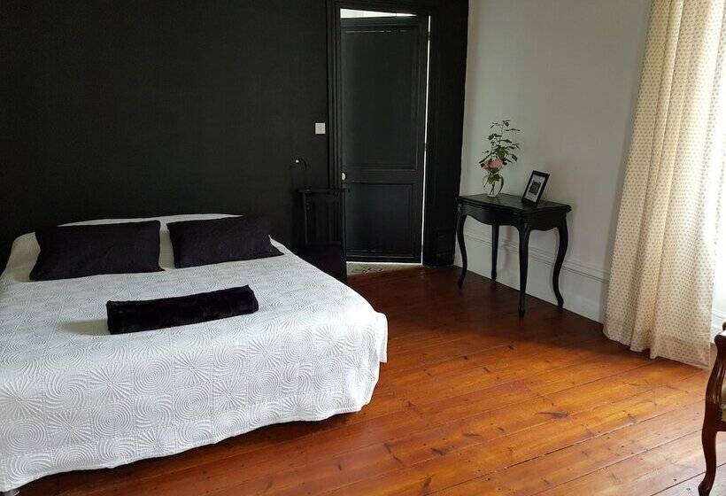 膳宿费 Château De Champblanc