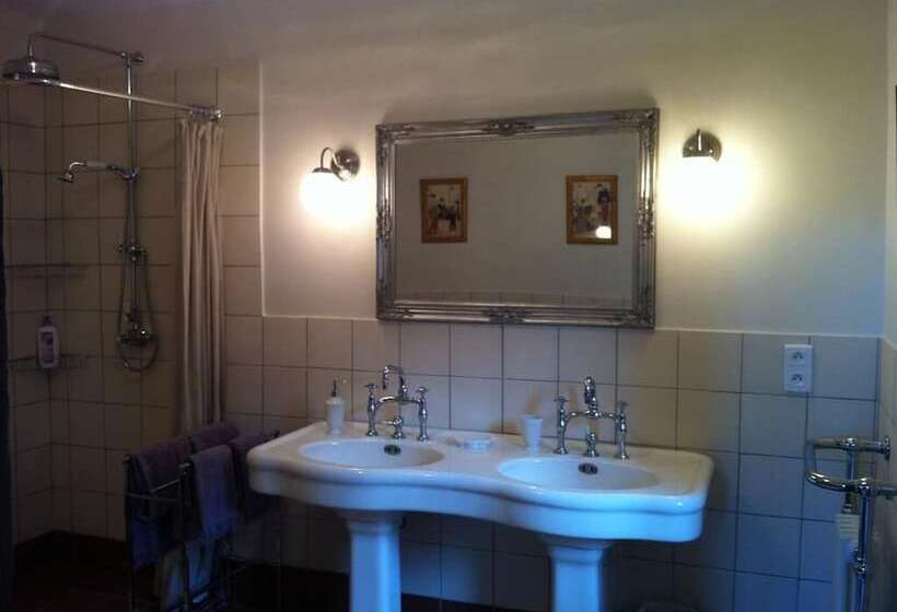 펜션 Clos De Venes Domaine Viticole