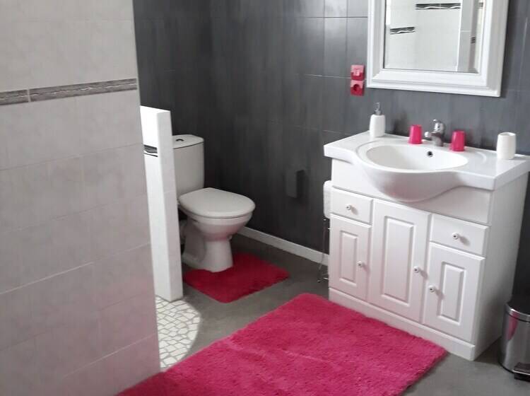 פנסיון Domaine L Albizia