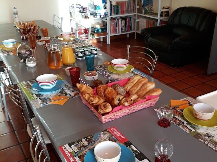 פנסיון Domaine L Albizia