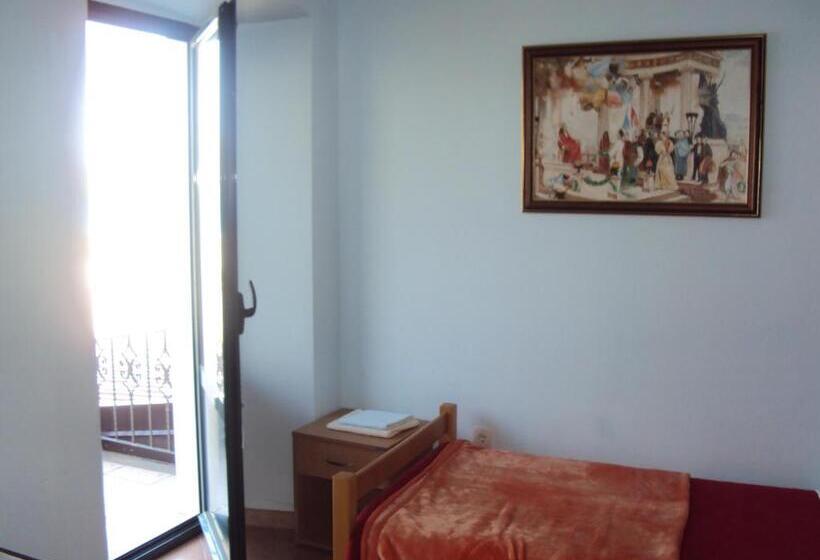 פנסיון Guest House Fosa