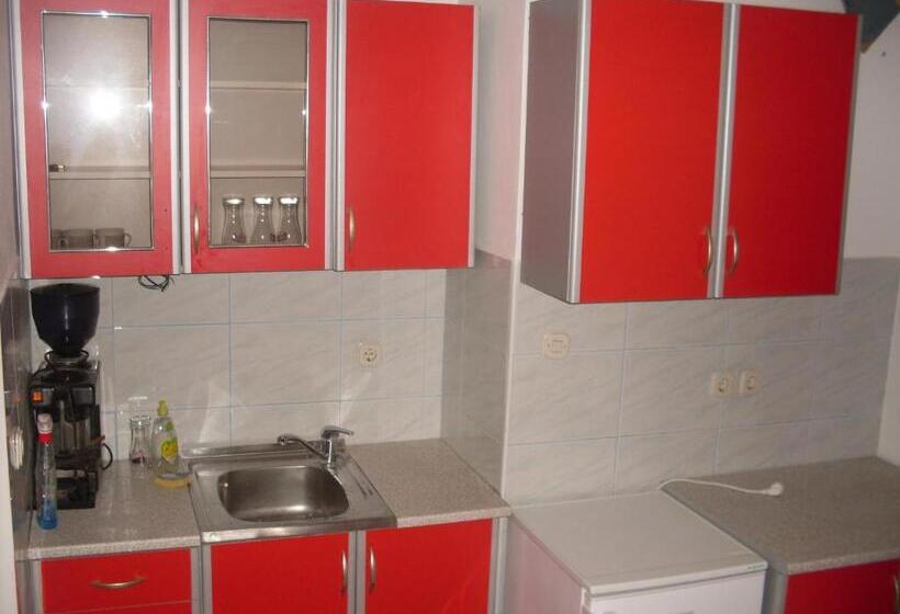 פנסיון Guest House Fosa