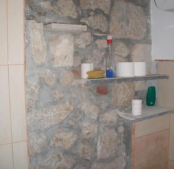 פנסיון Guest House Fosa