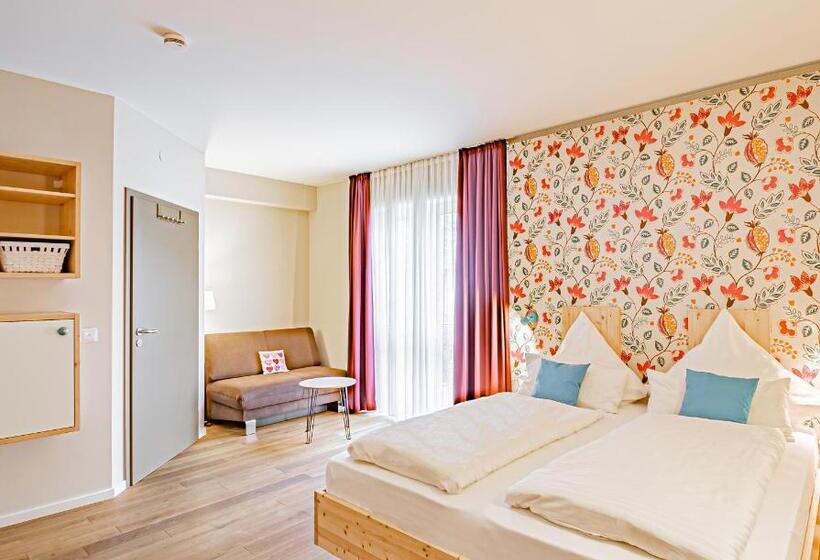 ペンション Johannishof Weincafe & Gastehaus