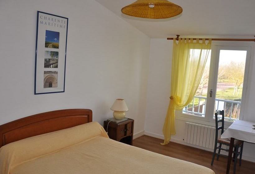 Пансион L Estuaire