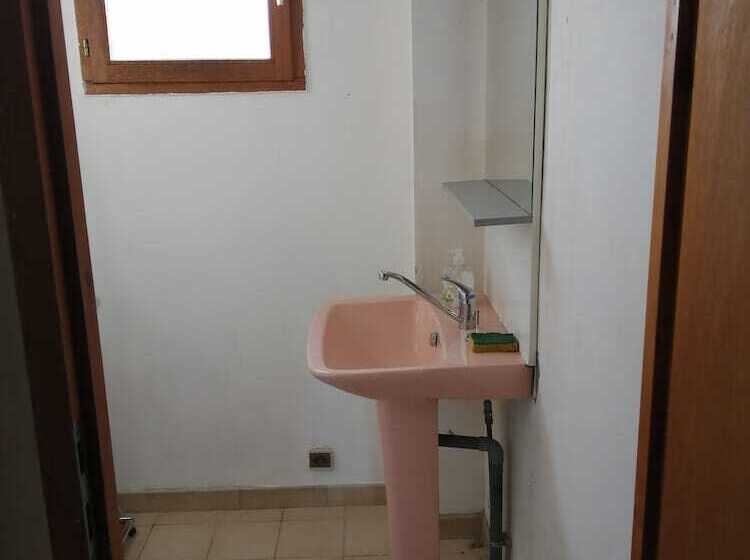 פנסיון L Imparfaite