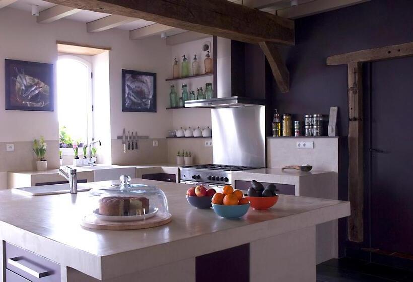 ペンション La Maison De Bazugues