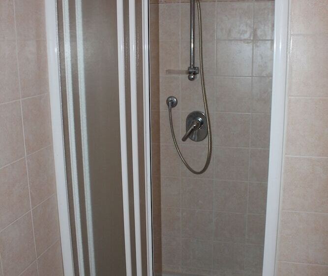 بنسيون La Sorgente