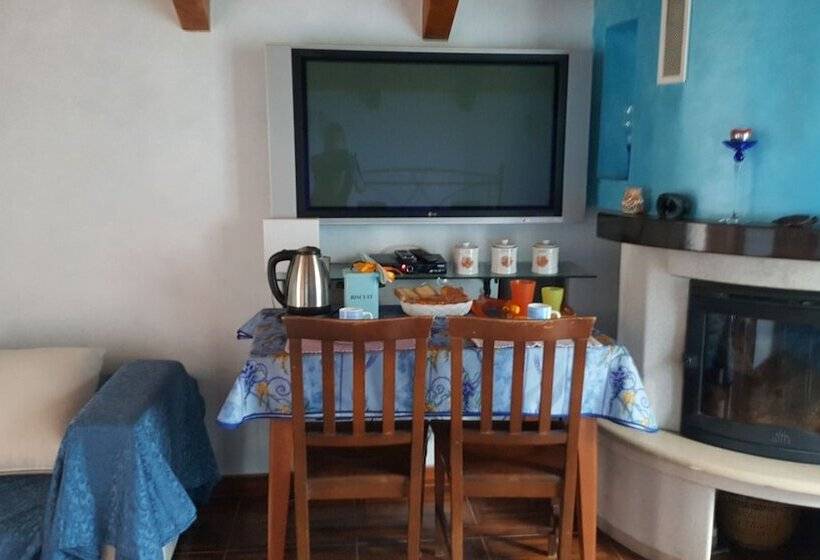 بنسيون La Sorgente