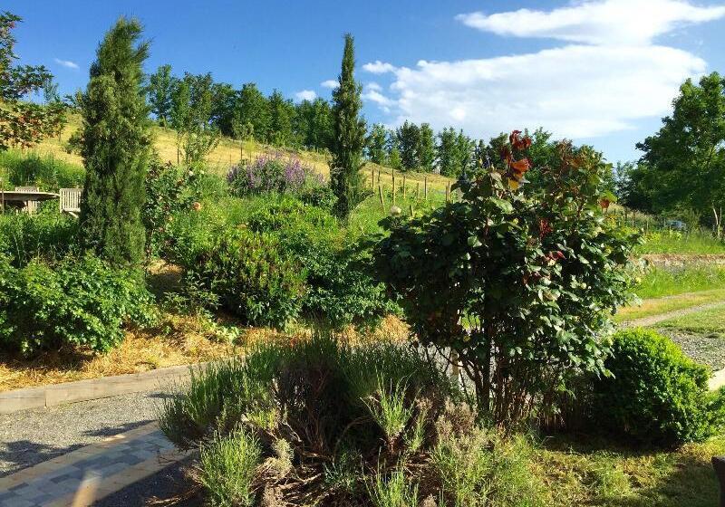 פנסיון La Source Doree