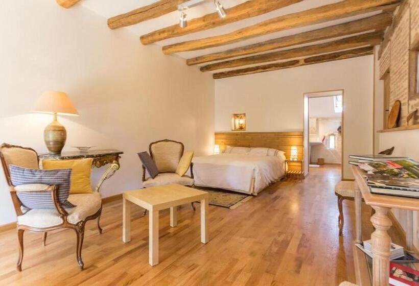 Пансион La Thibaude Livry