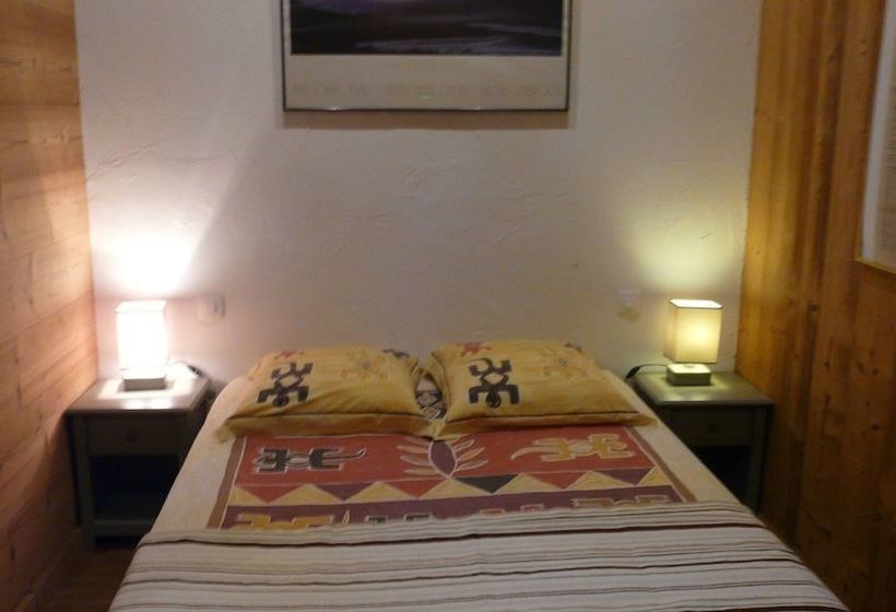 פנסיון Le Chat Lait