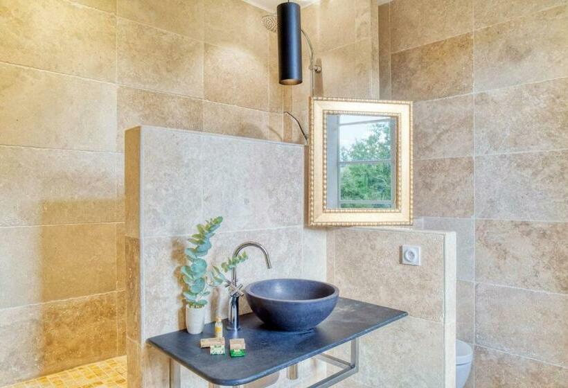 بنسيون Le Chateau De Camille