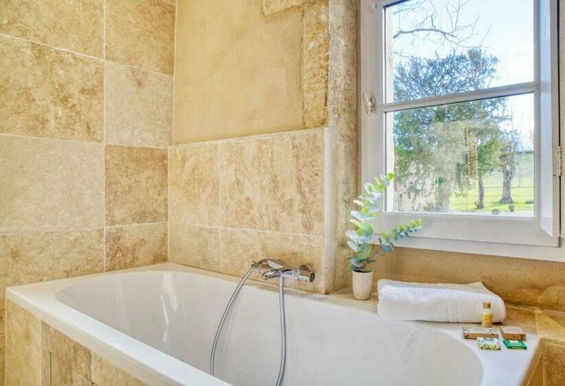 بنسيون Le Chateau De Camille