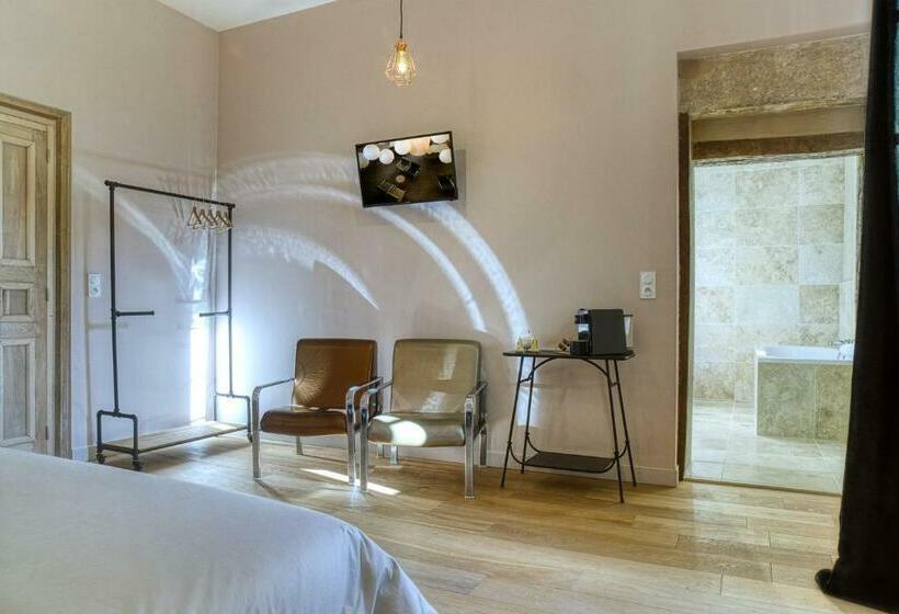 بنسيون Le Chateau De Camille