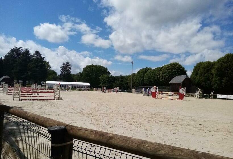 بنسيون Le Grand Guillaume Maisonnette Indépendante